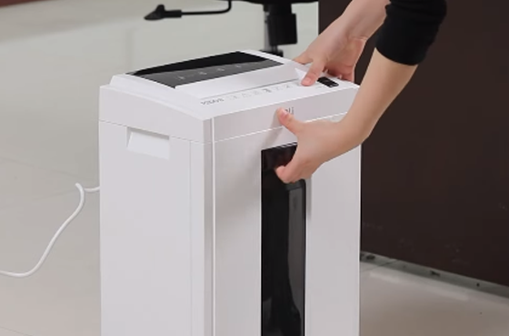 Trituradora de papel 01 Deli ET051