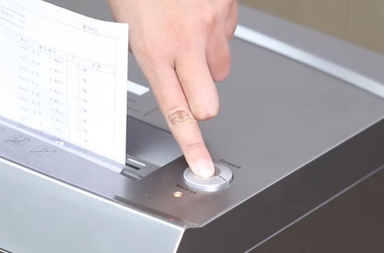 Trituradora de papel 01 Deli ET096