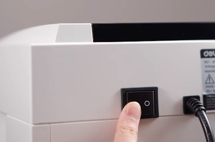 Deli E9952 Trituradora grande